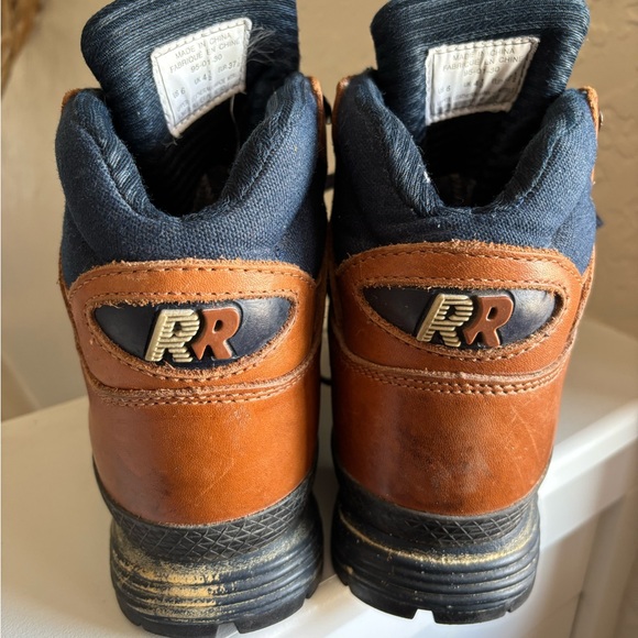 VTG 90s Raichle Swiss Hiking Mountaineering Leather Boots Mens 6 - Women’s 7.5 - Picture 3 of 7